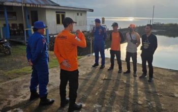 Karyawan PT UKK Hilang Usai Terjatuh dari Tongkang, Tim SAR Sisir Perairan Morut