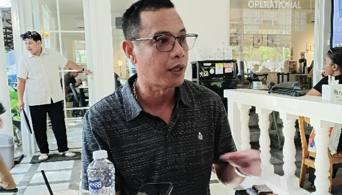Yaristan Palesa, Politisi yang Dekat dengan Wartawan