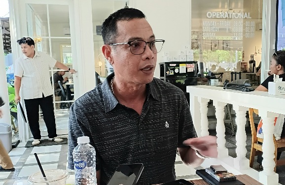 Yaristan Palesa, Politisi yang Dekat dengan Wartawan