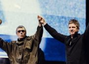 Trailer Emosional Film Dokumenter Oasis Resmi Dirilis, Kisah Rekonsiliasi Liam dan Noel Jadi Sorotan