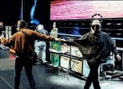 Sutradara Ungkap Alasan Kamera Tersembunyi Rekam Pertemuan Liam dan Noel Gallagher dalam Film Dokumenter Oasis