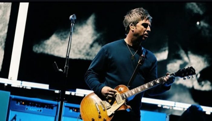 Johnny Marr Ungkap Noel Gallagher Sedang Menulis Lagu, Benarkah Oasis Siapkan Musik Baru?