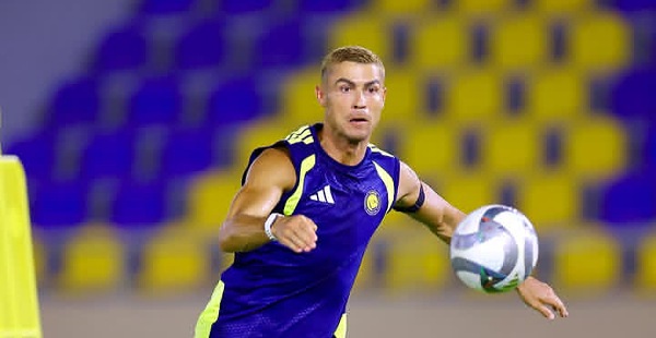Usia 41 Tahun Tak Menghentikan Ronaldo, Rekor Baru Tercipta dan Target Seribu Gol Semakin Dekat