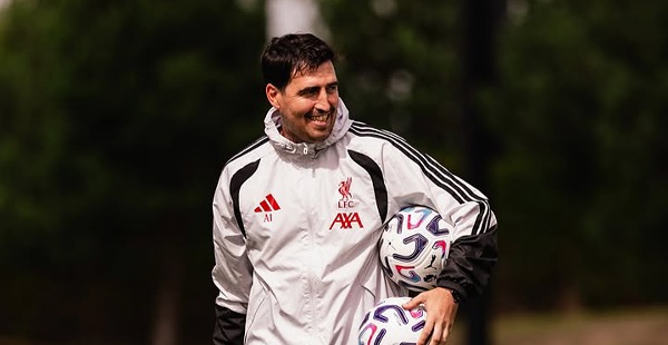 Liverpool Selangkah Lagi Datangkan Kiper 18 Tahun, Apa Artinya untuk Giorgi Mamardashvili?