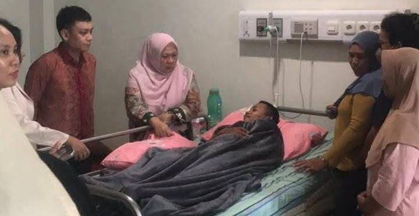 Wagub Reny Lamadjido Besuk Pasien yang Kehilangan Mata Kanan, Pastikan Biaya Perawatan Ditanggung Pemprov