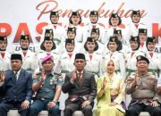 Jelang HUT ke-81 RI, Gubernur Anwar Hafid Kukuhkan 69 Paskibraka dari 13 Daerah
