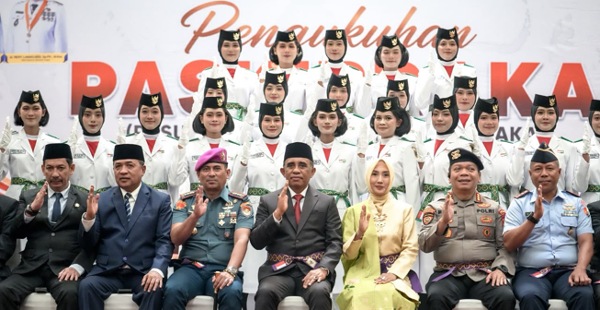 Jelang HUT ke-81 RI, Gubernur Anwar Hafid Kukuhkan 69 Paskibraka dari 13 Daerah