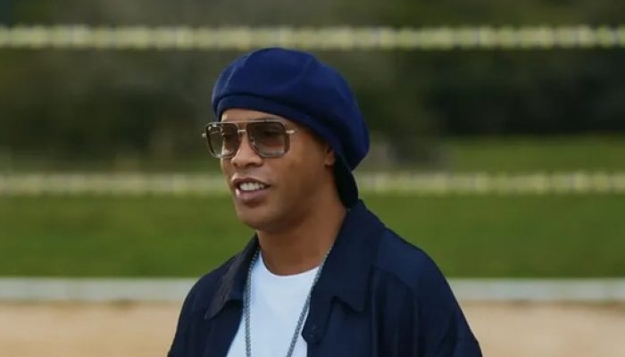 Ronaldinho Comeback setelah 11 Tahun Pensiun, Legenda Brasil Gabung Klub Serie C Italia