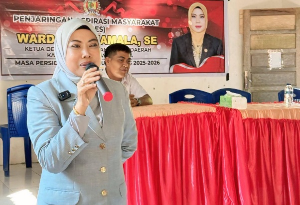 Reses di Desa Towara Pantai dan Ungkea, Warda Dg Mamala Bantu Masjid dan WIA Rp120 Juta