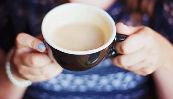 5 Minuman Penenang yang Bisa Membantu Anda Tidur Lebih Nyenyak