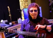 Tony Iommi Ungkap Alasan Tolak Album Terakhir Black Sabbath