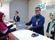 Peringati Harpelnas 2026, Dirut BSI Turun Langsung Layani Nasabah