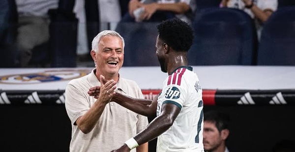 Mourinho Sebut Vinicius Seharusnya Tinggalkan Real Madrid, Ada Apa?