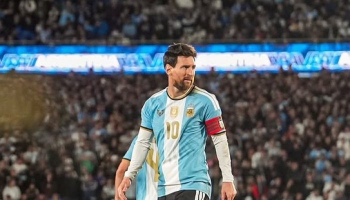 Lionel Messi Dapat Gelar Doktor Kehormatan, Ini Alasan UBA Memberikannya